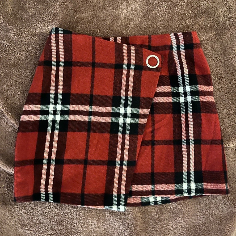 Plaid mini skirt